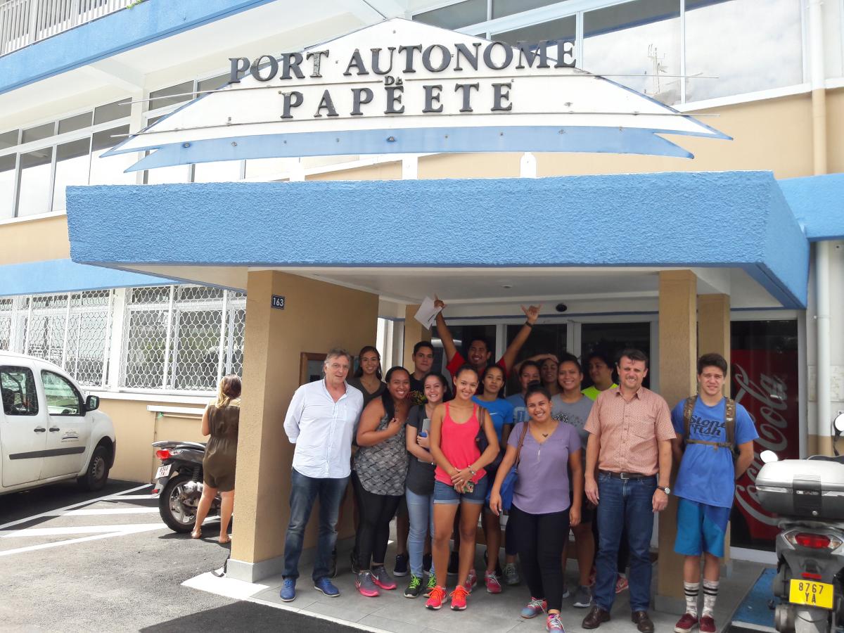 Les étudiants de l'UPF en visite au Port - crédit photo université de la Polynésie 