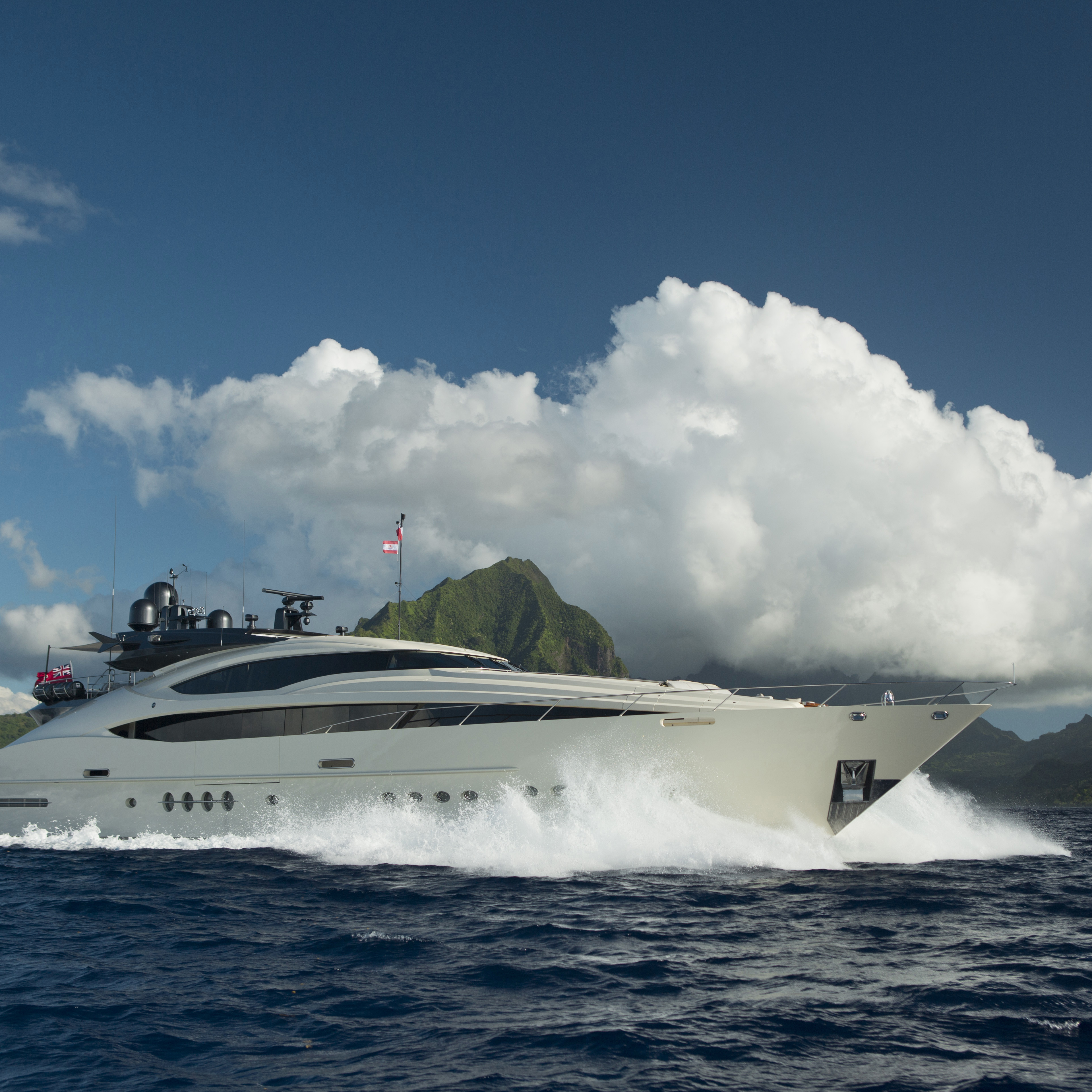 Jumelage cluster superyachts Tahiti Tourisme avec le cluster yatching Monaco