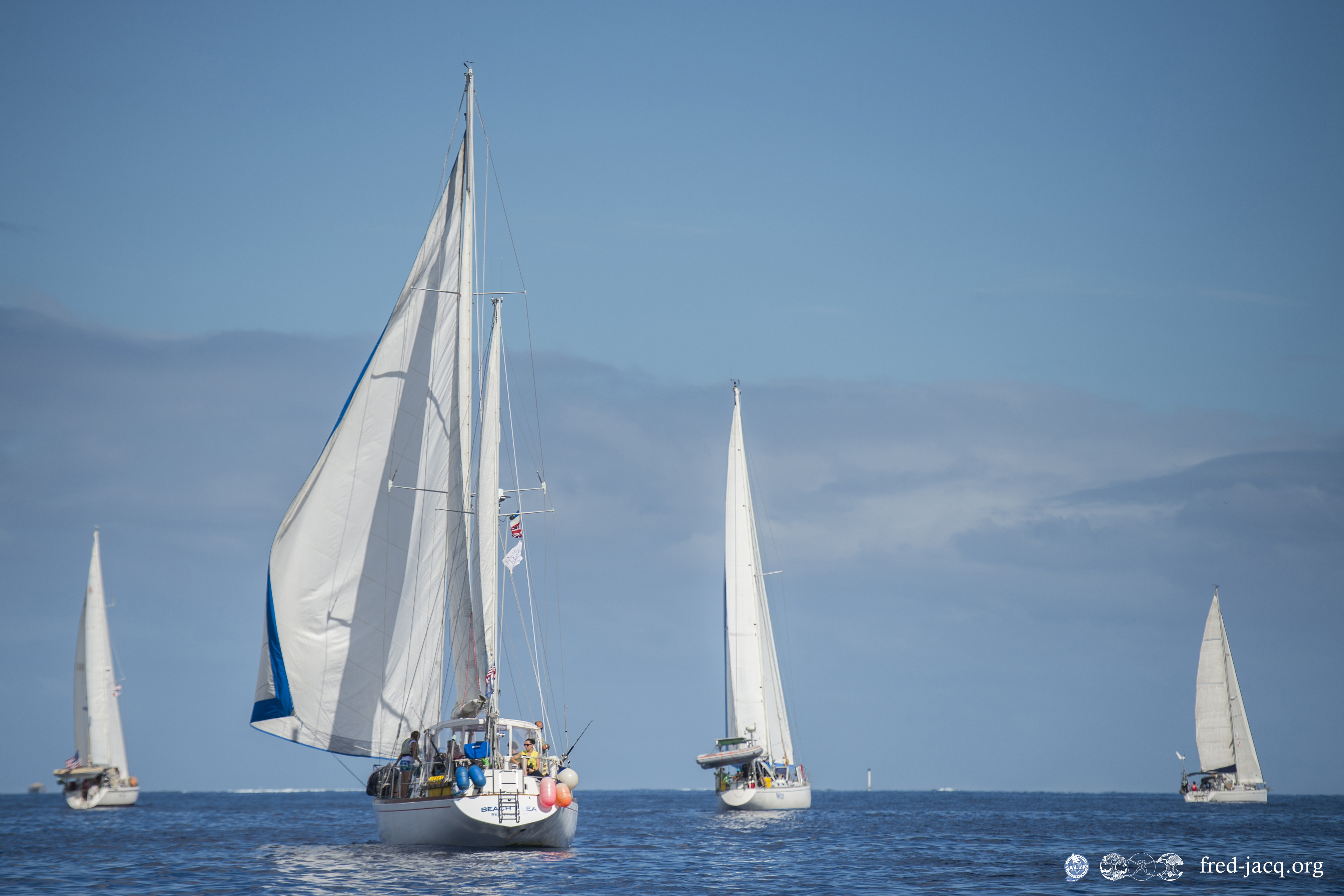Départ dans la passe de Papeete de la Tahiti_Moorea Sailing Rendez-Vous